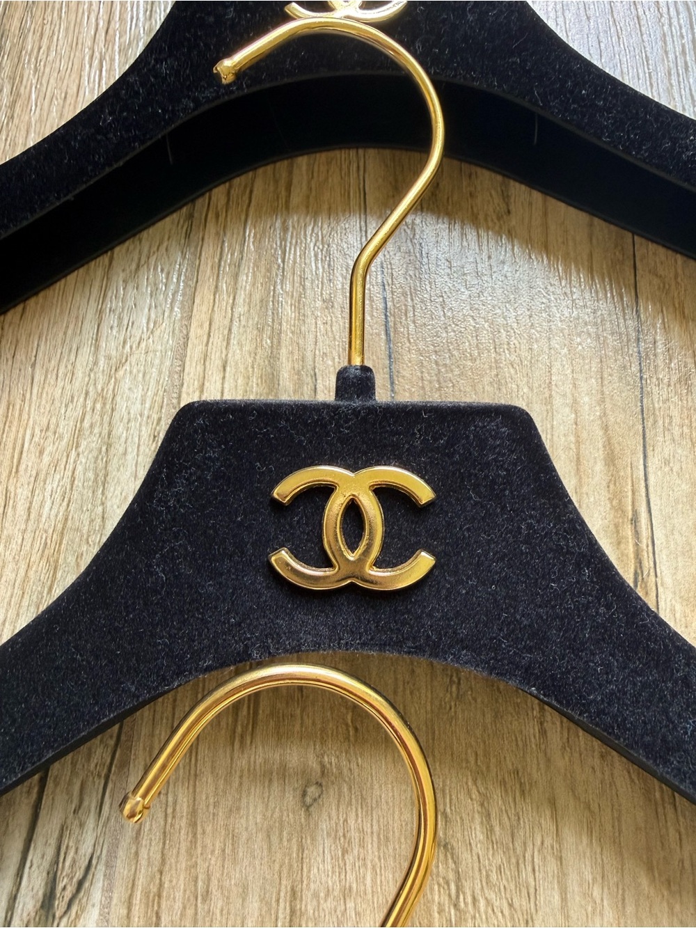 CHANEL Black Velvet Hangers with Gold CC Emblem (Set of 3) - Picture 2 of 2